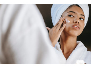 Effortless Beauty: Experience the Revitalizing Power of an Express Facial